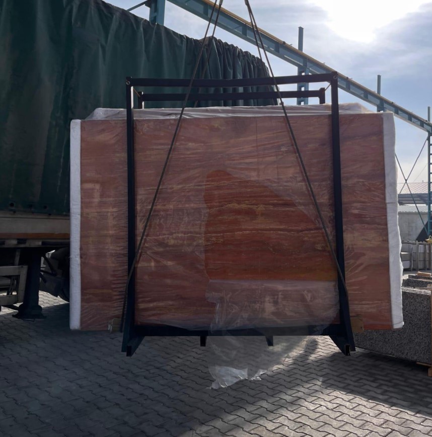 kirmizi-traverten-mermer